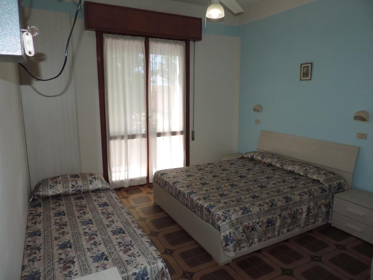 Hotel Liliana Rimini Exteriér fotografie